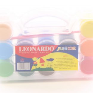 צבעי גואש במזוודה – לאונרדו