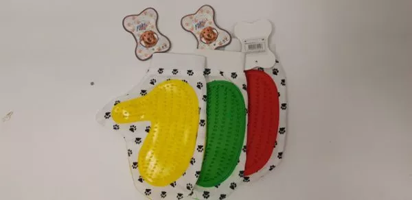כפפה להברשת חיות מחמד